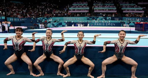 巴黎奧運／日本女體操隊鏡頭前突「集體開腿」 搞怪姿勢真相曝光