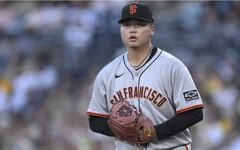 鄧愷威4局飆8K「第5局崩盤」 巨人3比4不敵紅雀！苦吞本季第4敗