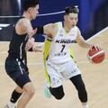 豪神和雷蒙恩的世代交替之戰 豪哥17分vs.小雷20分 戰神隊排名繼續向前衝