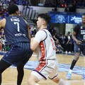 李家慷封鎖比他高17公分洋將 末節帶領璞園超車17分封關勇士主場