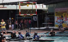 全國輕艇水球俱樂部邀請賽精彩對決 全國11支隊伍逐鹿水面