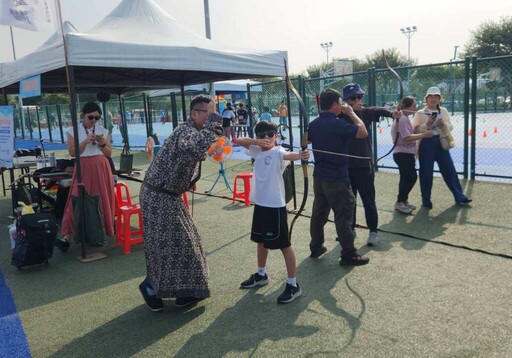 台中運動派對親子同歡 逾2千市民熱鬧同樂嗨翻中央球場