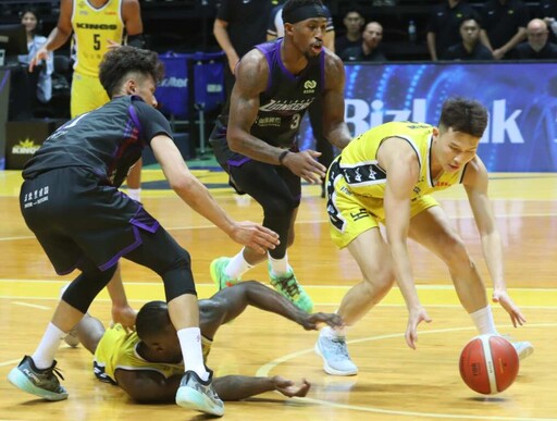 高國豪20分 攻城獅隊攻陷了國王城堡