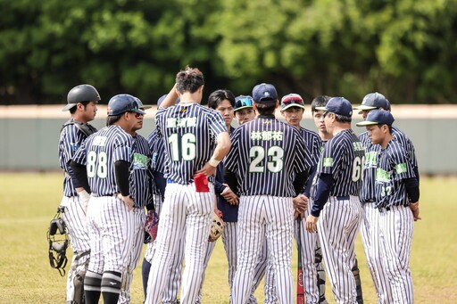 力挺臺北興富發棒球隊 北市國中小選手齊聚熱血應援