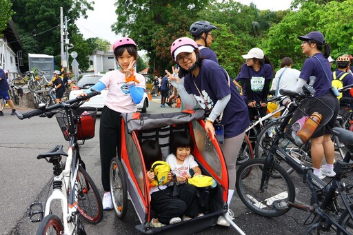 來嘉BIKE訪!1500車友齊聚蘭潭 大白熊x爽爽貓首度合體萌翻全場