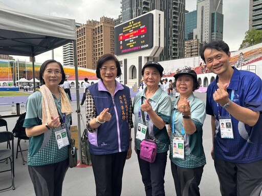 世壯運帕拉賽 志工一對一貼心服務 感動身障選手