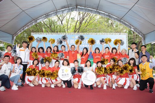 嘉市全台首創勇壯+1啦啦隊 登上國際舞台展現高齡活力