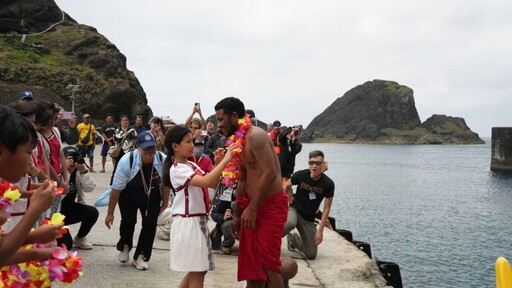 航向母親的島嶼!無動力帆船Alingano Maisu自帛琉航抵蘭嶼舊開元港