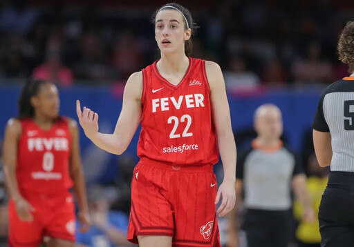 WNBA／Caitlin Clark遭針對？5度被惡意犯規