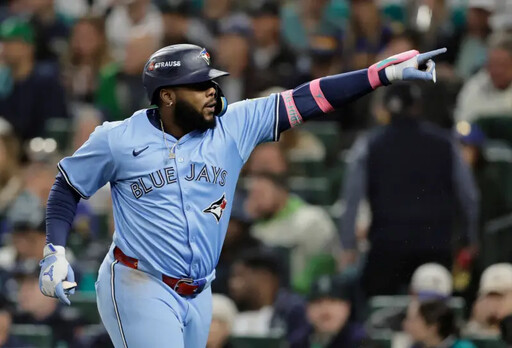 藍鳥小葛開轟追上包提斯塔 追平隊史紀錄