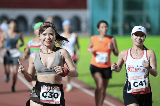 新北5000公尺挑戰賽五週年 女星黃沐妍、運動甜心HiCindy、美女警官謝伯韶10位女神配速員引爆全場