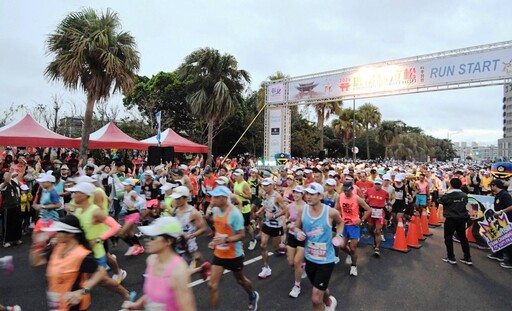 鹿港馬拉松四千人開跑 沿路品嘗在地美食蚵仔煎、麵線糊