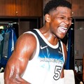 影/《NBA》「蟻人」愛德華茲全場爆砍44分 灰狼單節51分灌爆灰熊