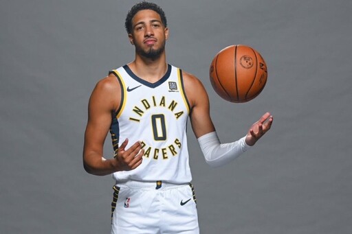 影/《NBA》倒數40秒輸7分照樣逆轉 哈利伯頓1.3秒上籃準決殺掉公鹿 溜馬4-1晉級第二輪!