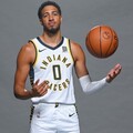 影/《NBA》倒數40秒輸7分照樣逆轉 哈利伯頓1.3秒上籃準決殺掉公鹿 溜馬4-1晉級第二輪!