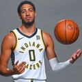影/《NBA》東區大黑馬!哈利伯頓31分領軍淘汰龍頭騎士 溜馬連兩年晉級東冠!