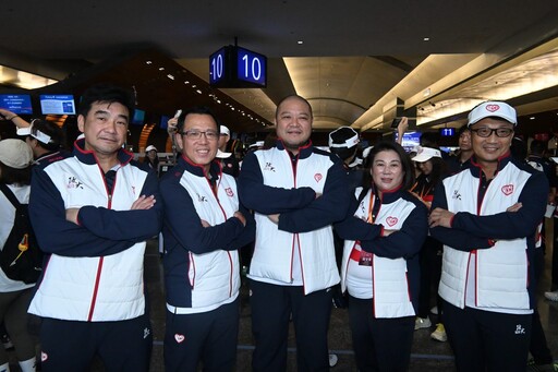 影音/創台灣紀錄!政大EMBA近百人挑戰戈壁馬拉松