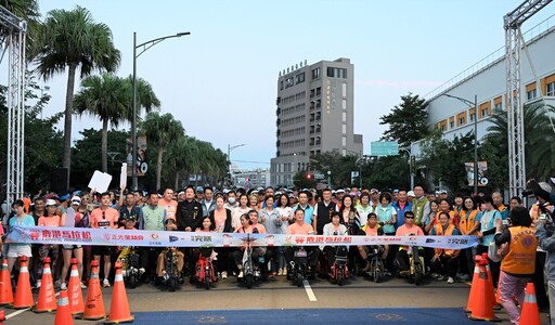 2025鹿港馬拉松熱鬧開跑 補給站提供麵線糊、蝦猴等在地小吃