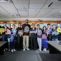 NBA球星唐斯與張善政見面 鼓勵小球員勇敢做自己