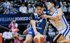 瓊斯盃「罰球線地貼」害球員頻跌倒 職籃工會提3訴求籲盡速移除