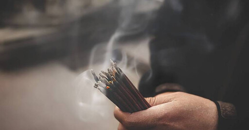 情侶鬼月別亂來!8大禁忌一次看 命理師示警:小心親到好兄弟