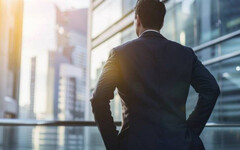 4生肖12月職場得意 優點被看見！升職加薪不是夢