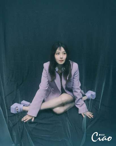 徐懷鈺在〈我是女生〉之後,《光致・蛻變》唱出27年的勇氣與轉變