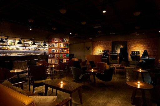 臺北微醺指南!5間飯店系酒吧推薦,高空景觀、信義區夜生活、調酒精選,續攤不用趕場