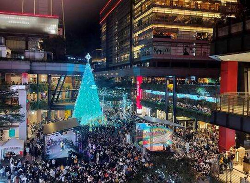 中華隊奪冠「優惠懶人包」總整理！大巨蛋GARDEN CITY、新光三越餐飲、超商、星巴克、手搖飲、披薩買一送一！