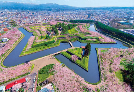 春節連假不無聊 遊樂園、賞櫻行程優惠購 線上遊戲搶紅包