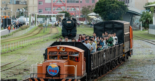 百年鐵道重啟1／哈瑪星號觀光列車復駛 鐵道園區新升級、31輛列車齊展示