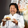 連鎖早餐店重磅聯名！《黑白大廚》愛德華·李把石鍋拌飯變米堡 APP下單滿額再抽美國來回機票