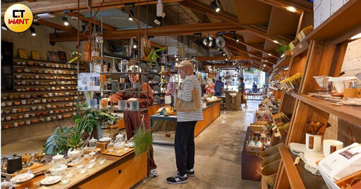 開箱新北美術館3/彩繪馬克杯、手沖咖啡DIY 買自由行套票玩鶯歌老街