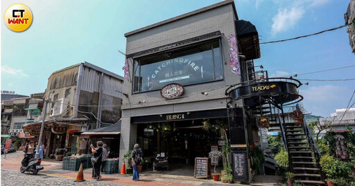 開箱新北美術館3/彩繪馬克杯、手沖咖啡DIY 買自由行套票玩鶯歌老街
