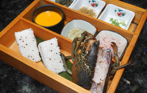 帝王蟹 × 龍蝦四吃 雞湯鍋滿滿膠原蛋白 台中奢華鍋物海陸雙饗超過癮