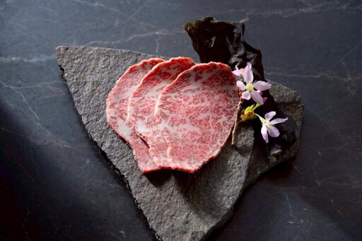 台中七期「響板前燒肉」開幕!日本頂級和牛結合板前空間吸引高消費族群前往