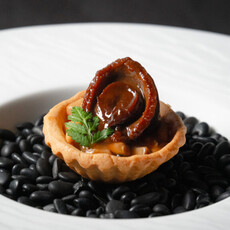 葉志祥、葉志光與陳泰榮三位粵菜大廚齊聚！為高雄米其林一星「雋 GEN」的「三華盛宴」獻上珍饌