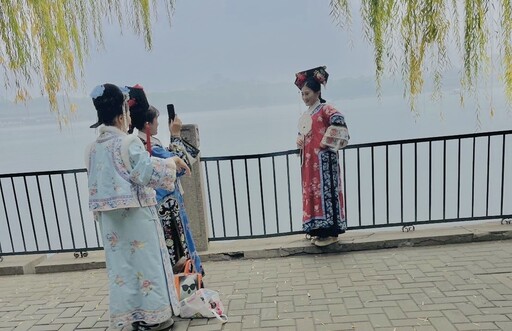 【漢服體驗－3】北京旅拍搶時間 只要是古建物都是拍攝點