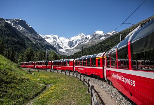 瑞士夏季新玩法！全瑞士最美公園、冰川天堂全新敞篷纜車