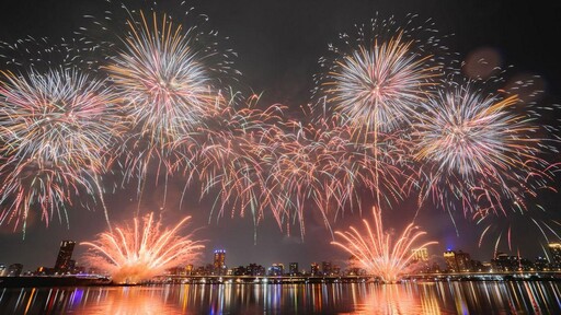 「大稻埕夏日節」七夕煙火秀加長版登場 玖壹壹等藝人助陣、交通/最佳觀賞點一次看