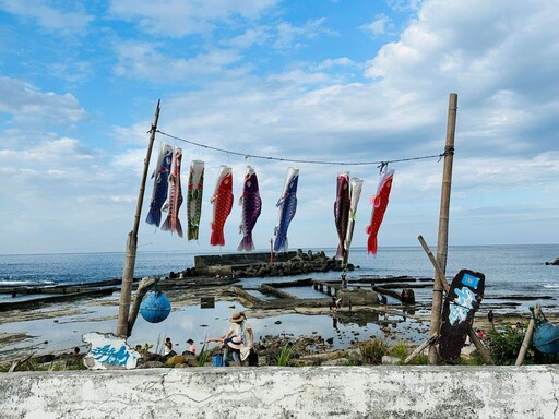 秋遊東北角四大攻略： 徜徉芒花海、沉浸美人湯、大啖貢寮鮑、漫遊老城鎮