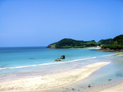 夏日海景～絕美長崎藍x白沙灘，還有必拍七彩沙灘！