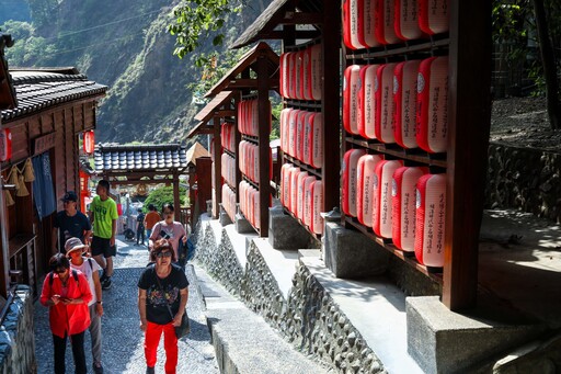 拚國際觀光! 中市觀旅局推溫泉旅遊獎勵 可望吸引逾千名外國旅客沐浴山林