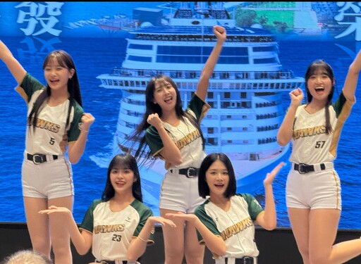 亞洲旗艦MSC榮耀號旗艦 2026 春李首度啟航高雄 全新「禮遇陽台暢飲房」 同步亮相