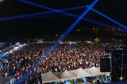 NTSO臺灣管樂團壓軸開演 薩克斯風魅力綻放x璀璨煙花點亮日月潭夜空