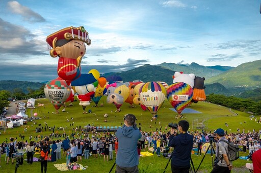 2024熱氣球嘉年華 週週有光雕、無人機、煙火表演