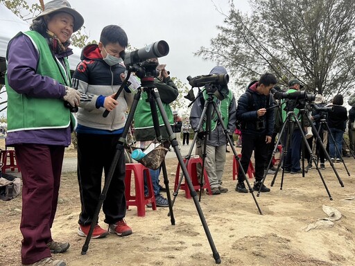 打造濕地賞鳥生活圈 布袋候鳥季熱鬧登場