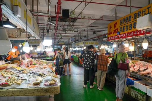 中秋海鮮趴開跑布袋魚市採買人氣烤物 東石烤蚵吃到飽