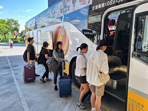 台灣好行縱谷鹿野線全新升級！ 郵輪式路線與隨車導覽服務開跑