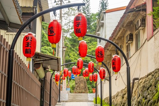 春暖花開台南行春遊 享美食泡溫泉探訪楠西梅嶺四大登山步道